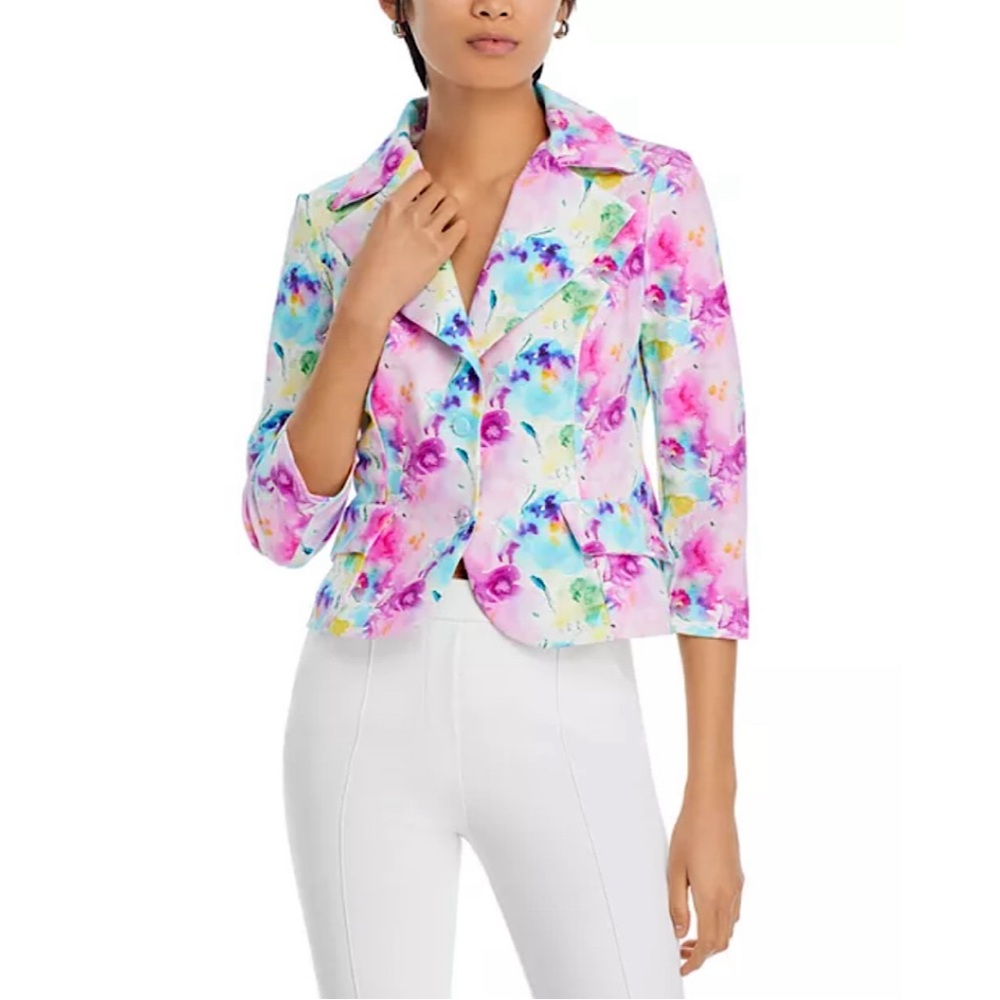 Chiara Boni La Petite‎ Robe
Kimimela Jacket in Ramatuelle Floral Print 4